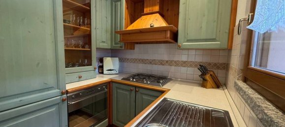 9 غرف نوم فيلا في Merone, Italy رقم 329083 30