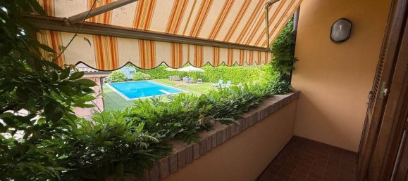 9 غرف نوم فيلا في Merone, Italy رقم 329083 12