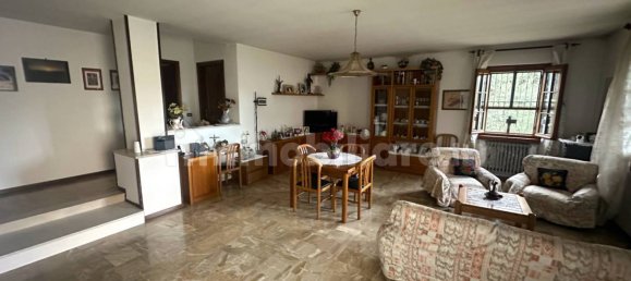 4 bedrooms Villa in Dalmine, Italy No. 259888 8