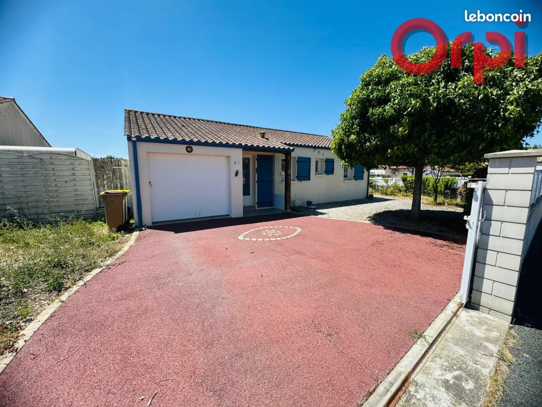 2 bedrooms House in Vendee, France No. 287883