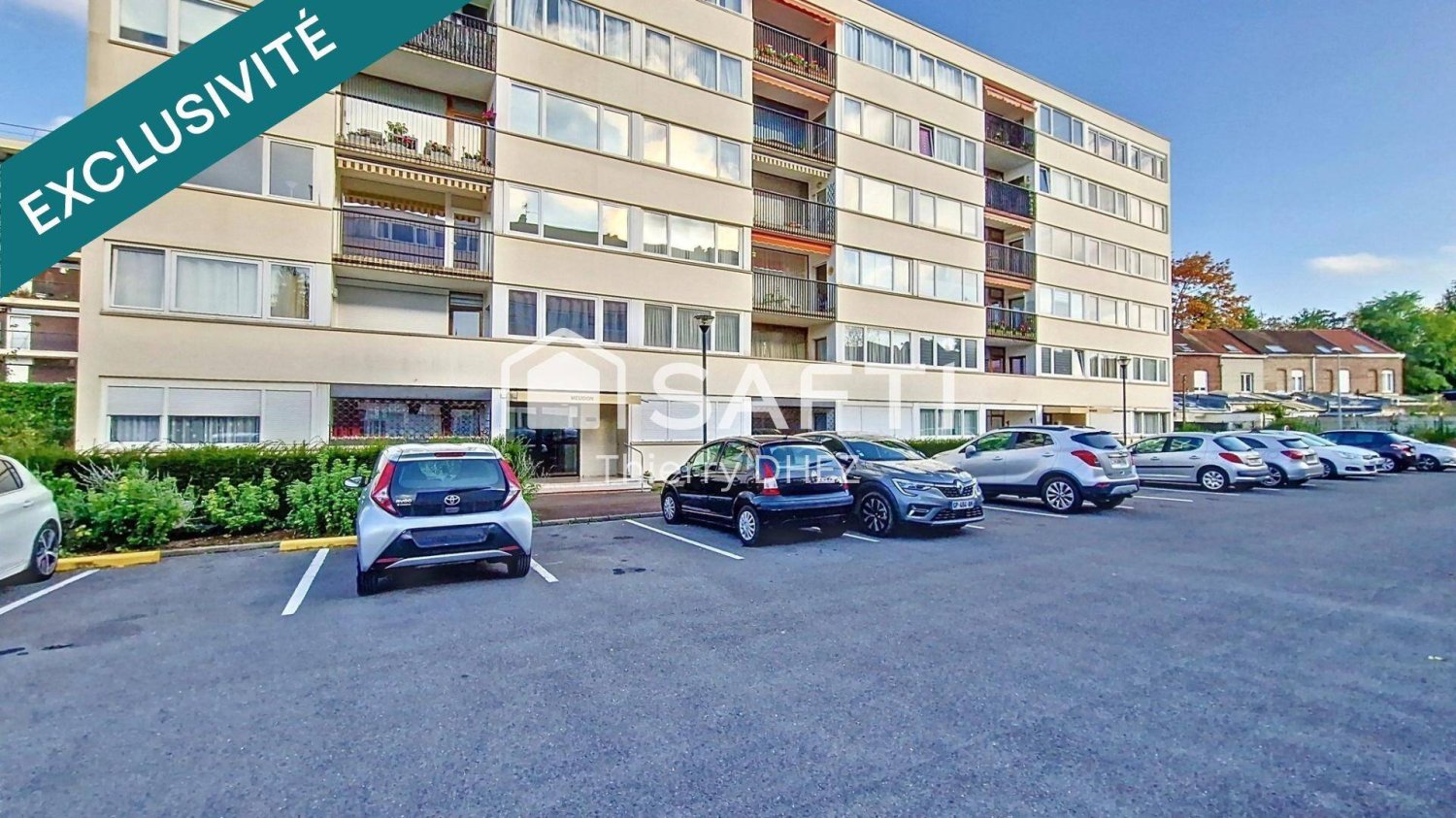 3 bedrooms Apartment in Tourcoing, France No. 227466