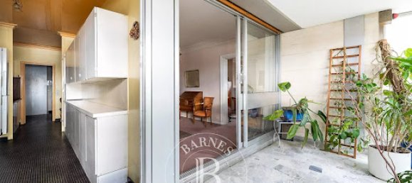 2 bedrooms Apartment in Yvelines, France No. 134684 9