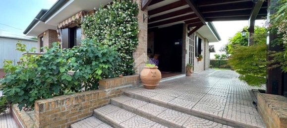 3 Schlafzimmer Villa in Vigonza, Italy, Nr. 175987 24