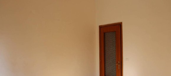 Квартира с 5 комнатами в Ферминьяно, Италия № 172356 4