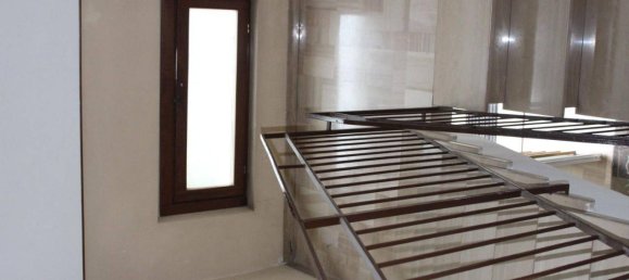 Квартира с 5 комнатами в Ферминьяно, Италия № 172356 7