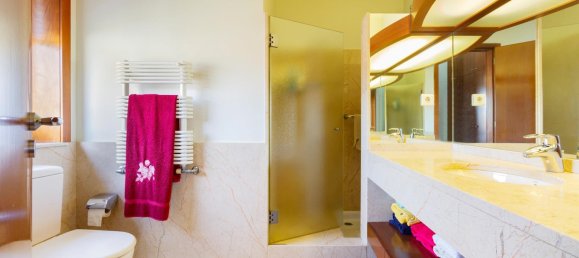 6 bedrooms House in Sao Felix da Marinha, Portugal No. 183763 2