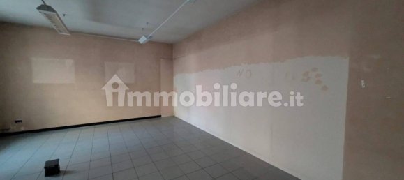 5-salle Bâtiment à Locate di Triulzi, Italy No. 320034 8