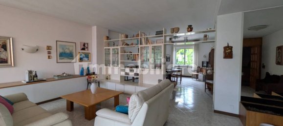 5-salle Bâtiment à Locate di Triulzi, Italy No. 320034 11