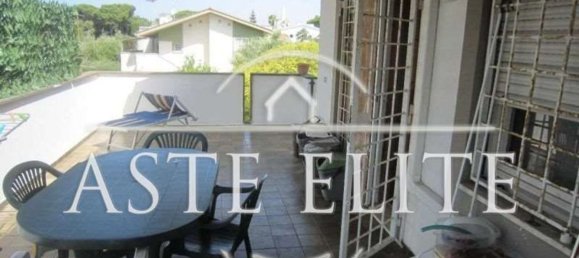 4 rooms Apartment in Anzio, Italy No. 32463 3