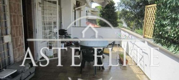 4 rooms Apartment in Anzio, Italy No. 32463 7