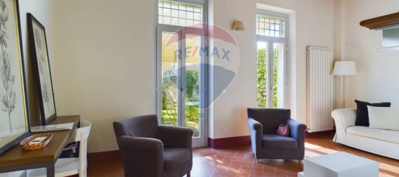 5 rooms House in Cortona, Italy No. 56227 8