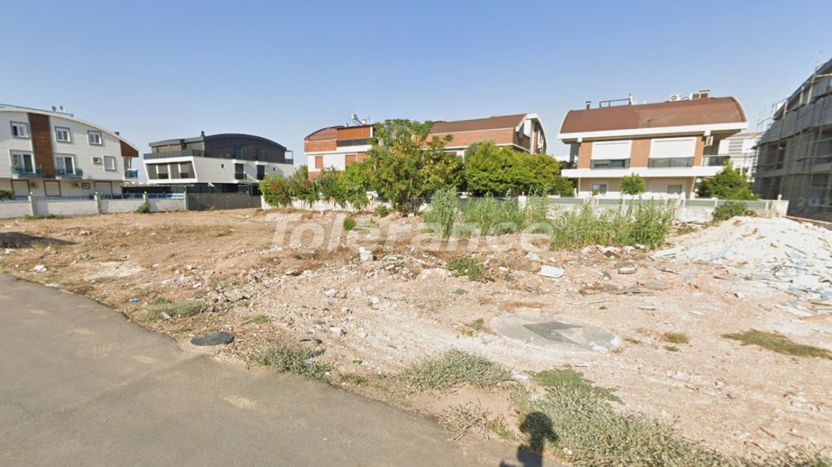 Terreno en Lara, Turkey No. 51565