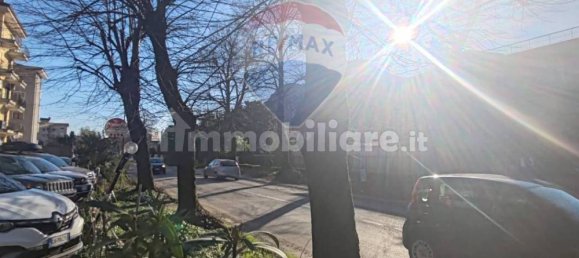 Imóvel comercial de 1 divisão em Cassino, Italy N.º 323994 3