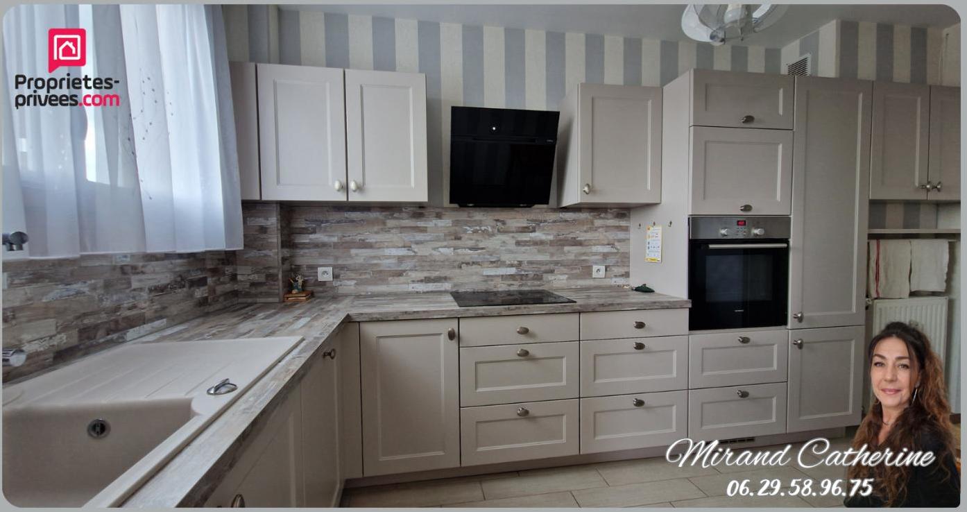 4 chambres Appartement à Troyes, France No. 254275