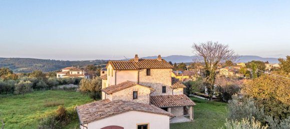 7 rooms House in Avigliano Umbro, Italy No. 107718 3