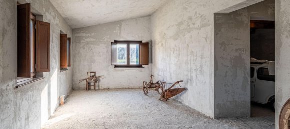 7 rooms House in Avigliano Umbro, Italy No. 107718 36