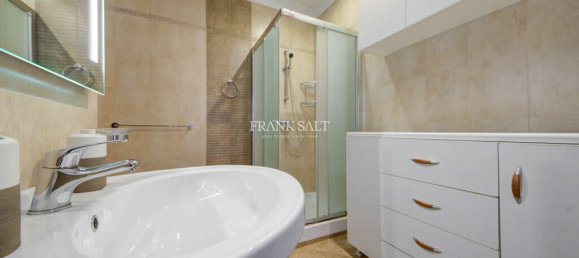 2 bedrooms Apartment in Saint Julian's, Malta No. 9273 32