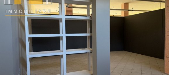 Oficina en Bovolenta, Italy 190 m² No. 314035 8