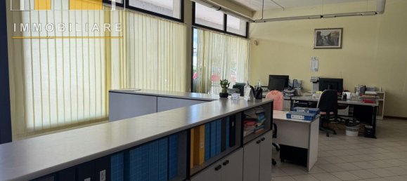 Oficina en Bovolenta, Italy 190 m² No. 314035 3