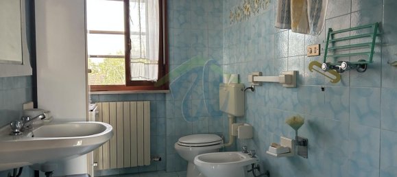 4-salle Appartement à Cortemaggiore, Italy No. 66773 8