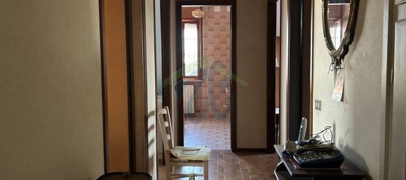 4-salle Appartement à Cortemaggiore, Italy No. 66773 6