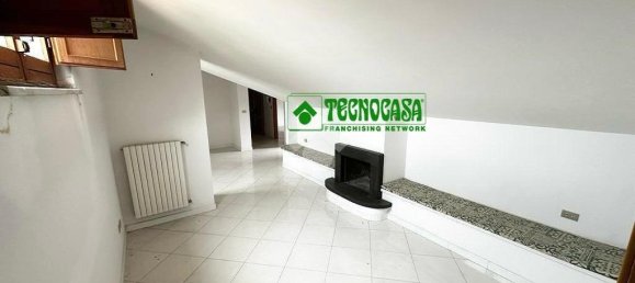 2 rooms Penthouse in Mercogliano, Italy No. 165115 10