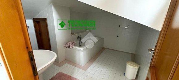 2 rooms Penthouse in Mercogliano, Italy No. 165115 5