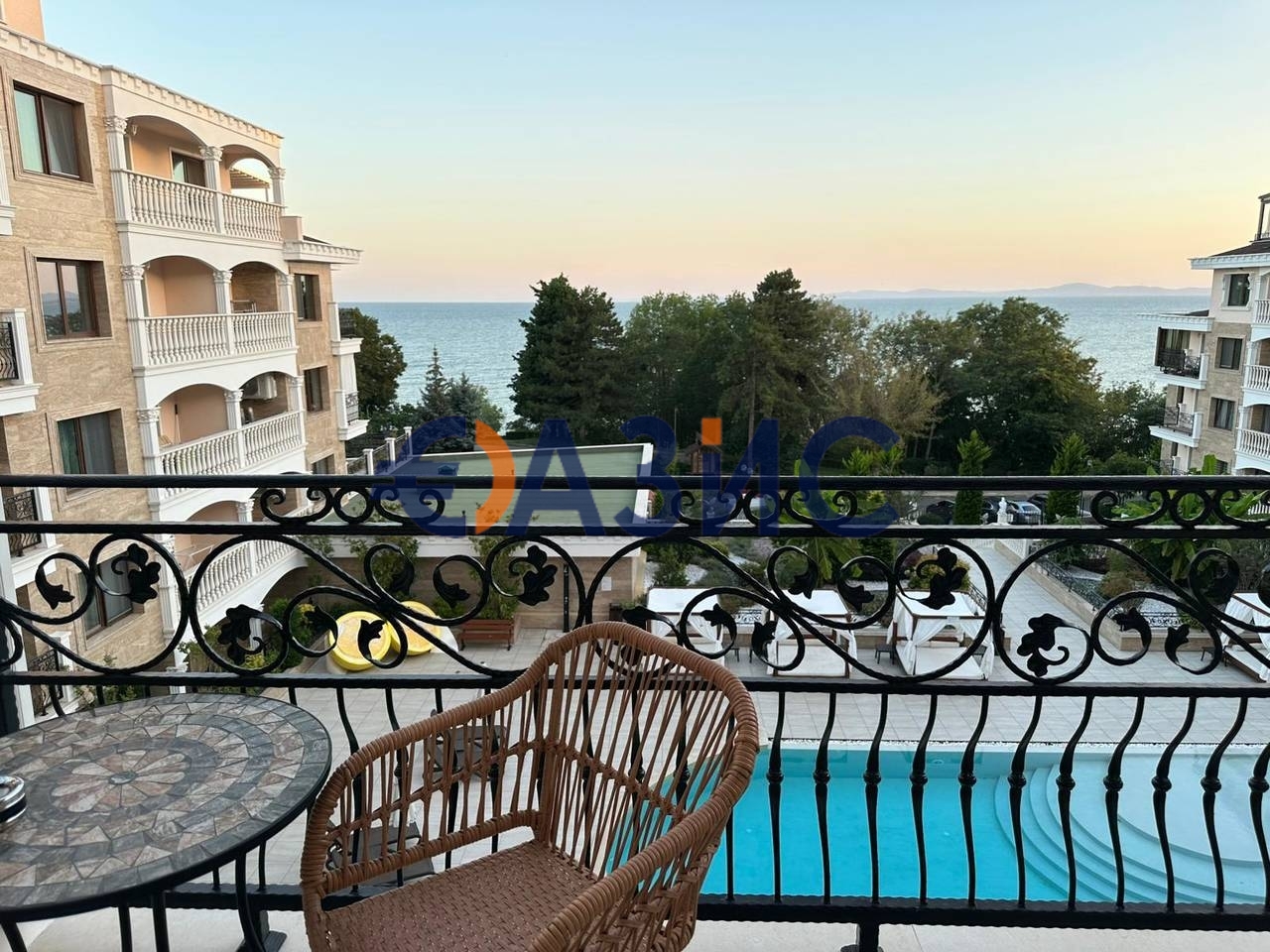 2 bedrooms Apartment in Nesebar, Bulgaria No. 986