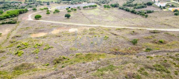 Terreno en Loures, Portugal 133499 m² No. 14878 8