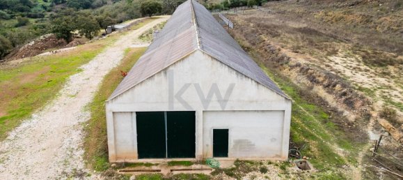 Terreno en Loures, Portugal 133499 m² No. 14878 11