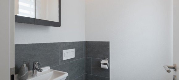 3 bedrooms House in Goppingen, Germany No. 336683 4