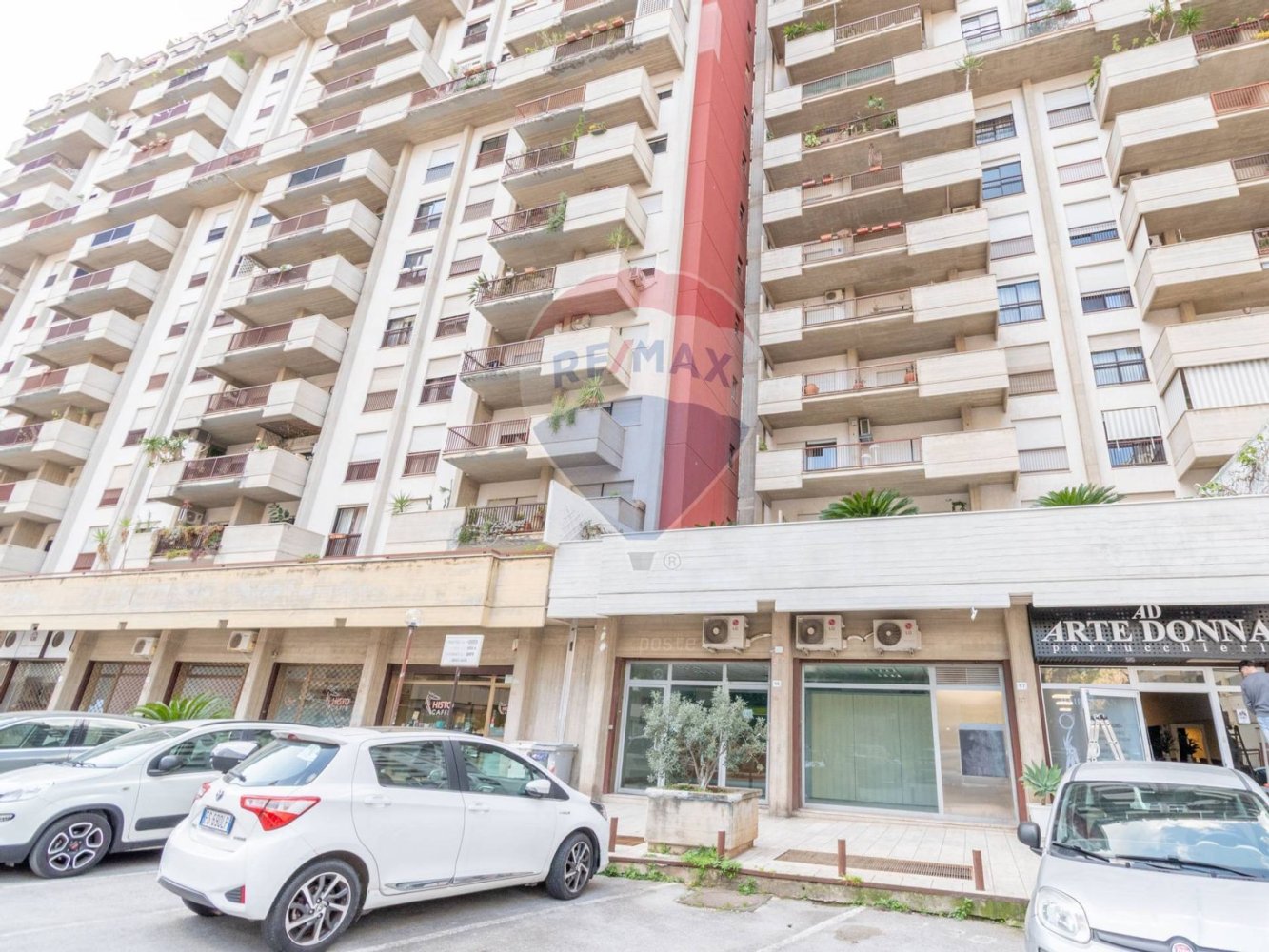 1 room Commercial property in Palermo, Italy No. 384237