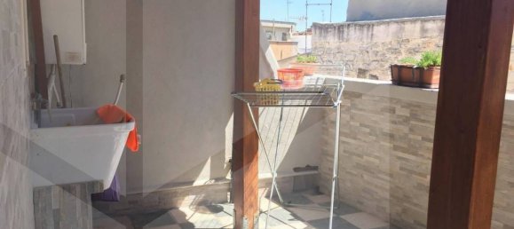 Casa de 3 habitaciónes en Bitetto, Italy No. 27258 6