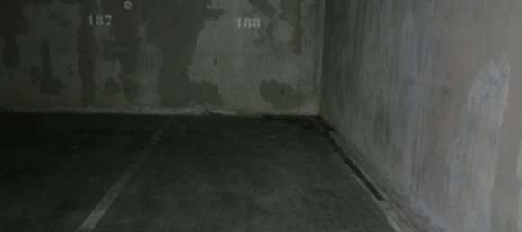 13m² Parking in Orleans, France No. 92758 2