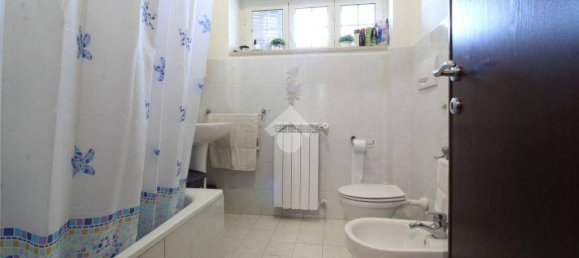 Apartamento de 2 dormitorios en Scandriglia, Italy No. 46270 13