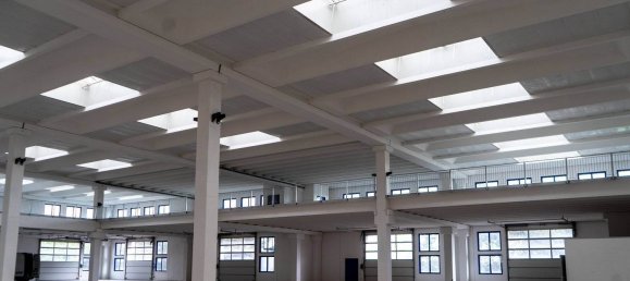 Lagerhaus in Figino Serenza, Italy 3600m², Nr. 333720 4