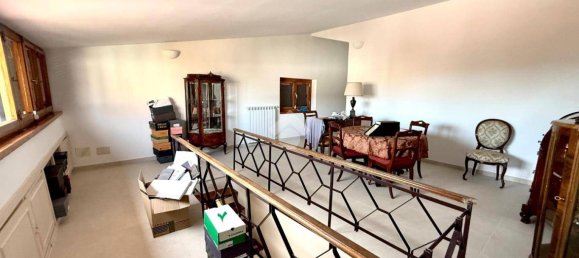 Квартира с 3 спальнями в Капена, Италия № 294221 6