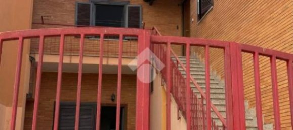 Квартира с 3 спальнями в Капена, Италия № 294221 4