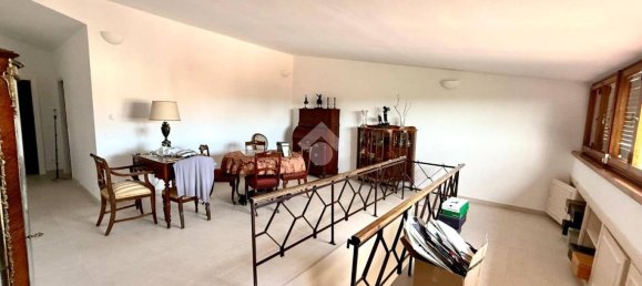 Квартира с 3 спальнями в Капена, Италия № 294221 7