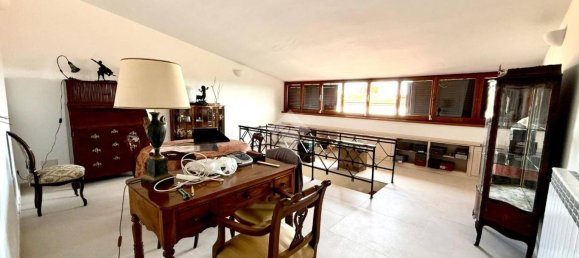 Квартира с 3 спальнями в Капена, Италия № 294221 9