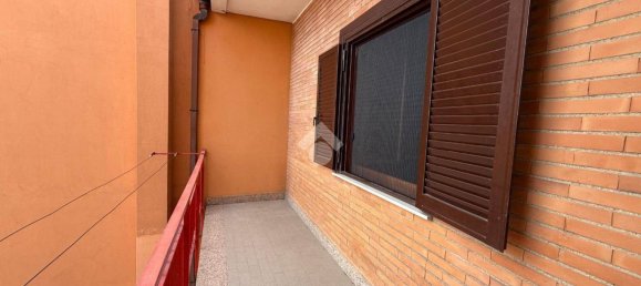 Квартира с 3 спальнями в Капена, Италия № 294221 5