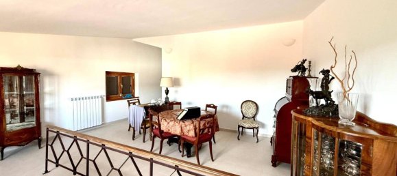 Квартира с 3 спальнями в Капена, Италия № 294221 8