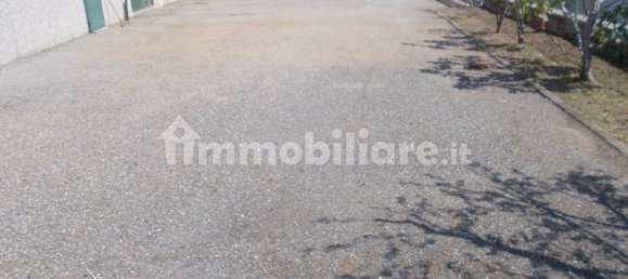 2-salle Entrepôt à Canonica d'Adda, Italy No. 309416 8