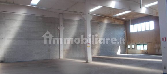 2-salle Entrepôt à Canonica d'Adda, Italy No. 309416 13