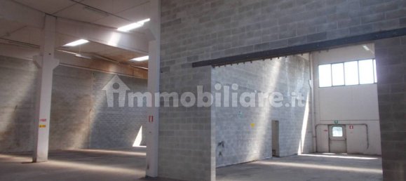 2-salle Entrepôt à Canonica d'Adda, Italy No. 309416 12