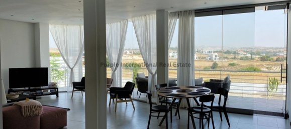 5 bedrooms Villa in Aradippou, Cyprus No. 5199 2