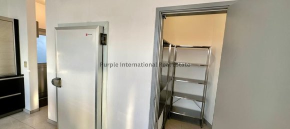 5 bedrooms Villa in Aradippou, Cyprus No. 5199 7