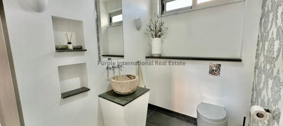 5 bedrooms Villa in Aradippou, Cyprus No. 5199 20