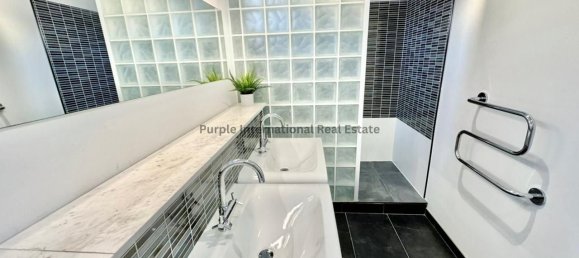 5 bedrooms Villa in Aradippou, Cyprus No. 5199 23