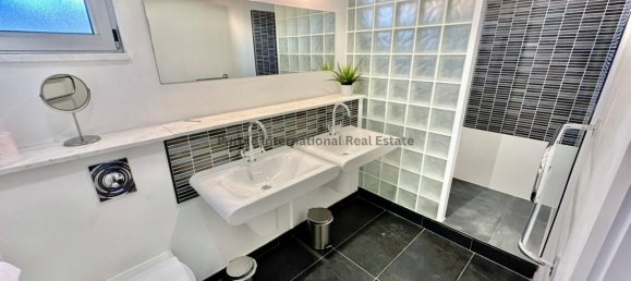 5 bedrooms Villa in Aradippou, Cyprus No. 5199 24